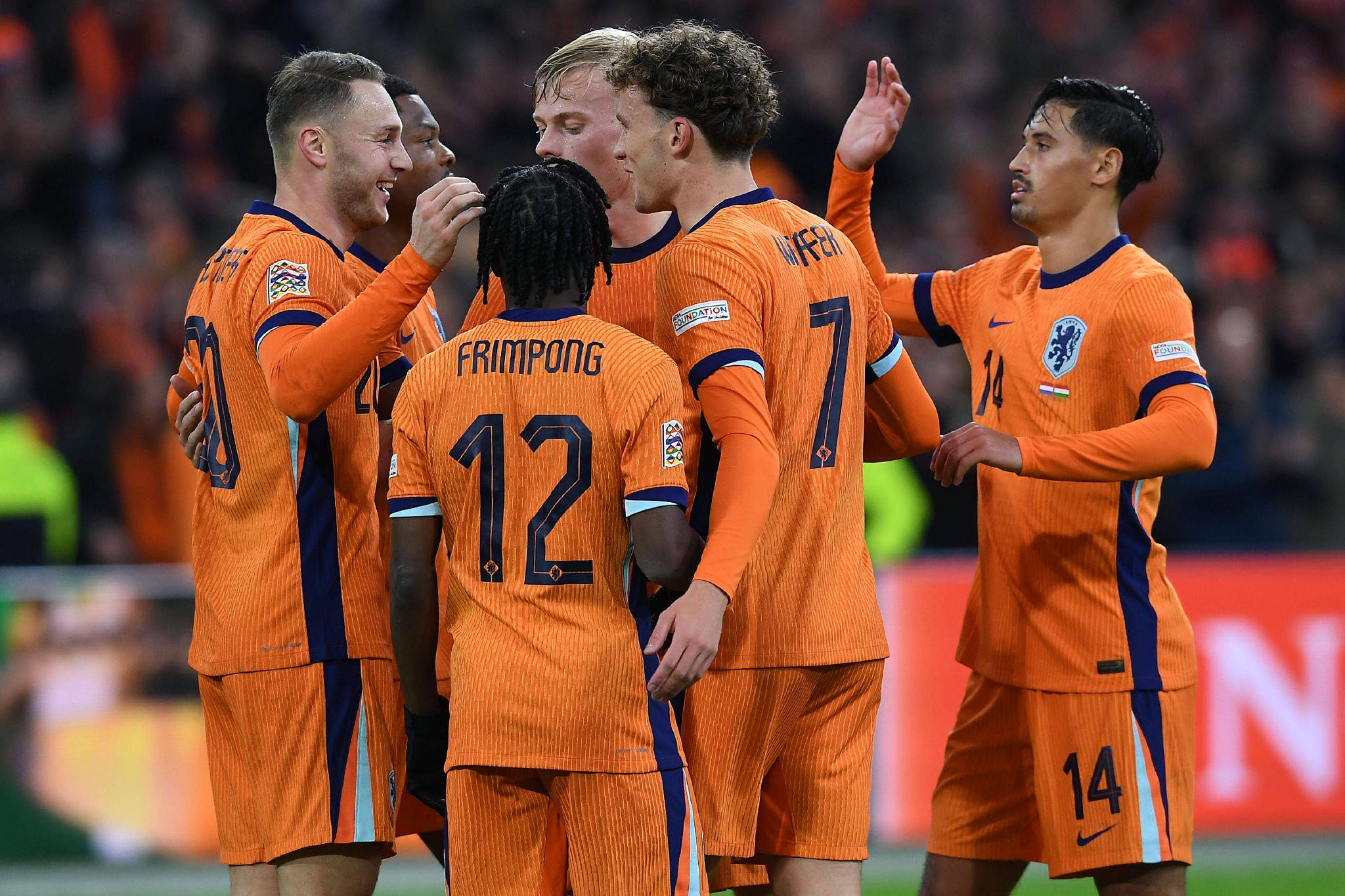 荷兰球员在国际比赛中获得突出成绩 荷兰球员在国际比赛中获得突出成绩