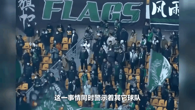 精彩对决引发球迷热议，赛场人气飙升的简单介绍