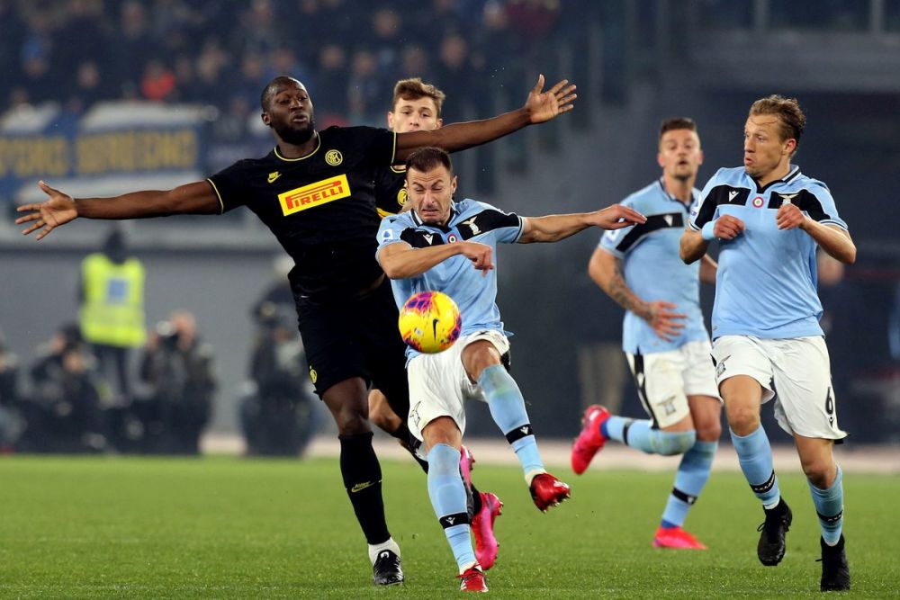 开云下载-尤文图斯后防漏洞频出，连续失分的简单介绍