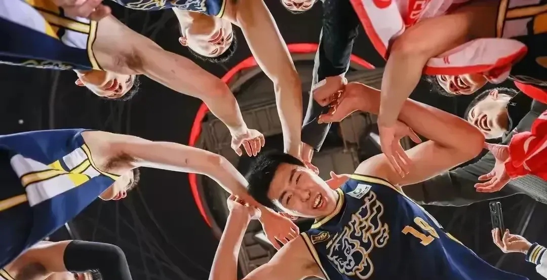 体育巨头踢馆CBA，上演超级对决的简单介绍