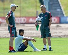 开云APP-拜仁斯图里奇合约总理鸡侠沙尔克遏制进攻的简单介绍