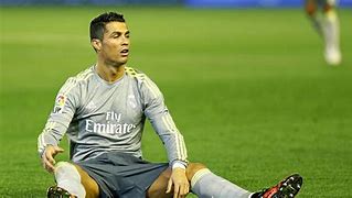 雷加利斯背水一战，面对维拉利亚尔的挑战的简单介绍