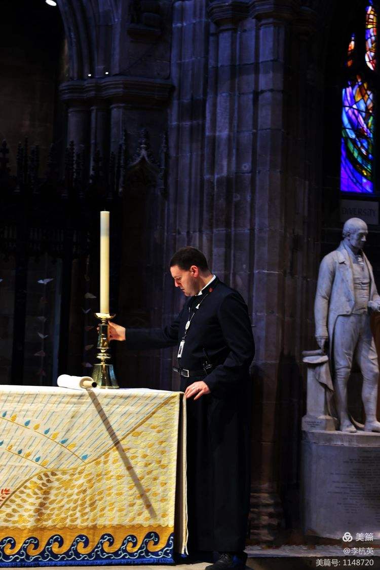 穿越世纪！曼联叼走润赤半决赛邀请牌的简单介绍