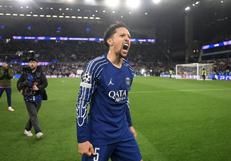 开云体育在线-马尔基尼奥斯领衔南特取得连胜，跃居榜首位置的简单介绍