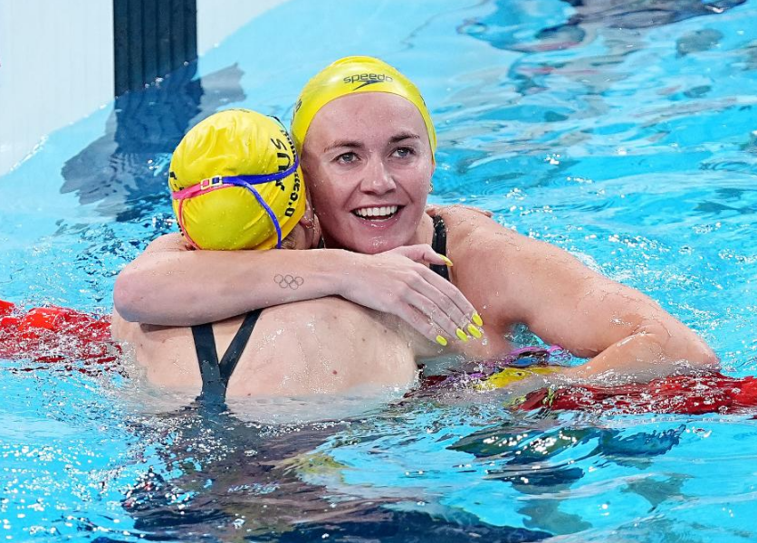 关于澳大利亚游泳选手创造新纪录夺冠的信息