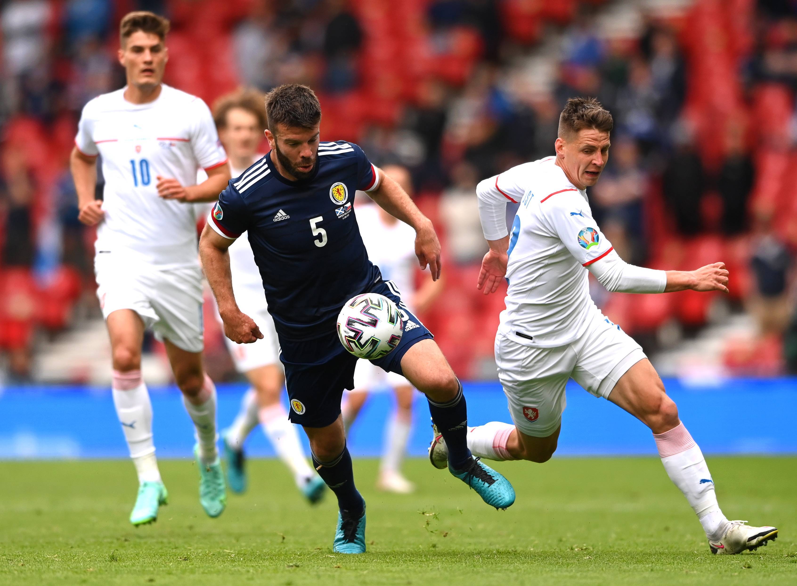 捷克国家队中场将参加马德里国际友谊赛