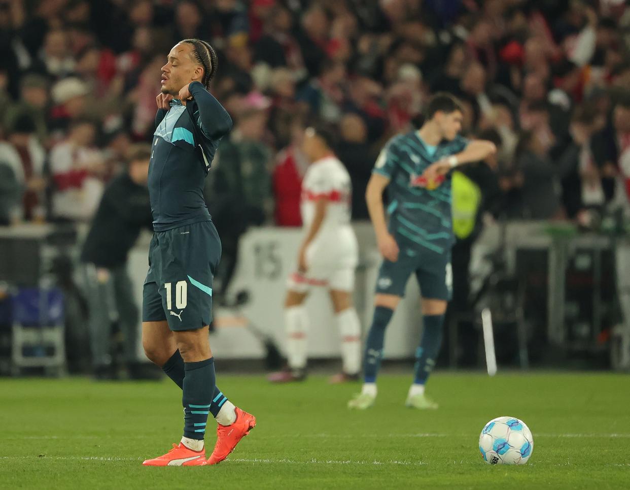 斯图加特队员完成出色表现，期待接下来的比赛的简单介绍