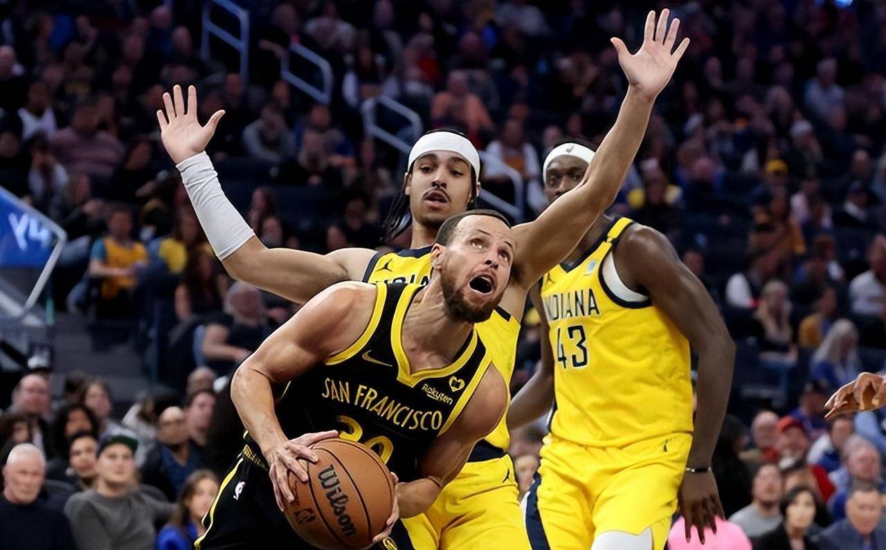 开云体育-外线命中率创纪录,球队远攻火力惊人的简单介绍