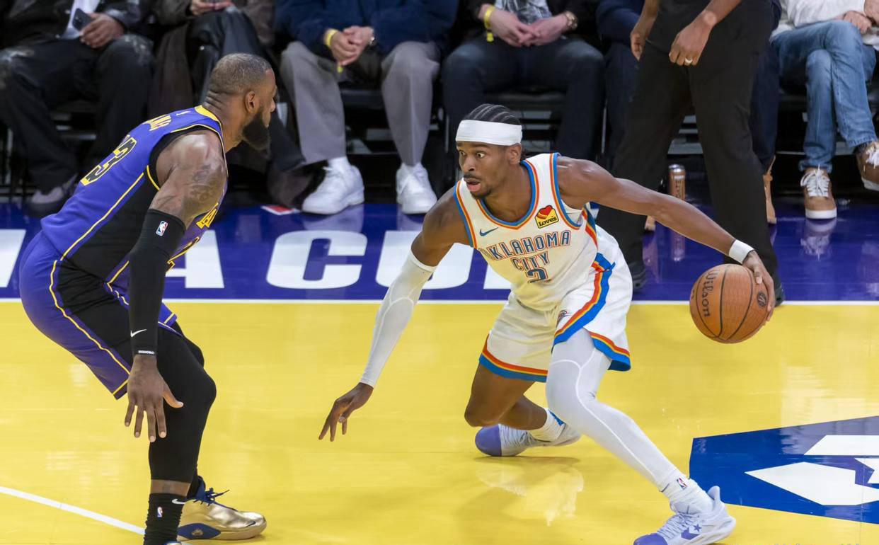 外线命中率创纪录，球队远攻火力惊人的简单介绍