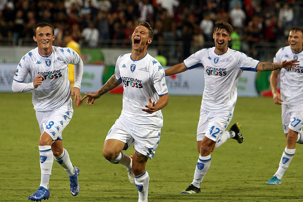 开云下载-卡利亚里主场一波三折，险胜勇夺关键三分的简单介绍