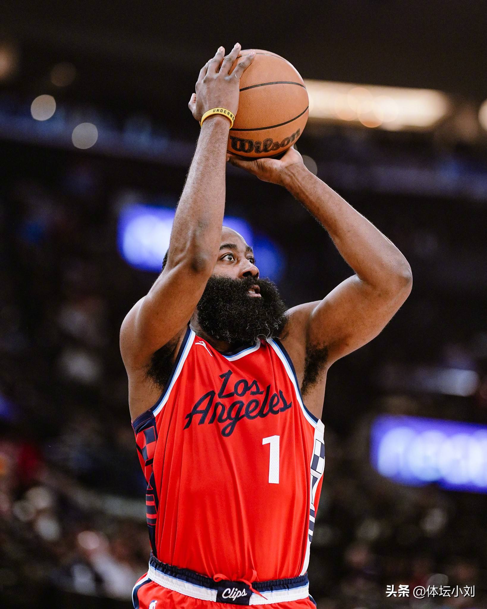 开云体育官方网站-关于火箭队开启新赛季征程，哈登成焦点的信息