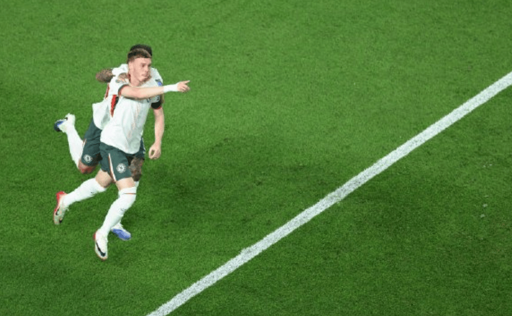 开云平台-关于切尔西客场惊险获胜，绝杀进球震撼全场，实现绝地反击的信息