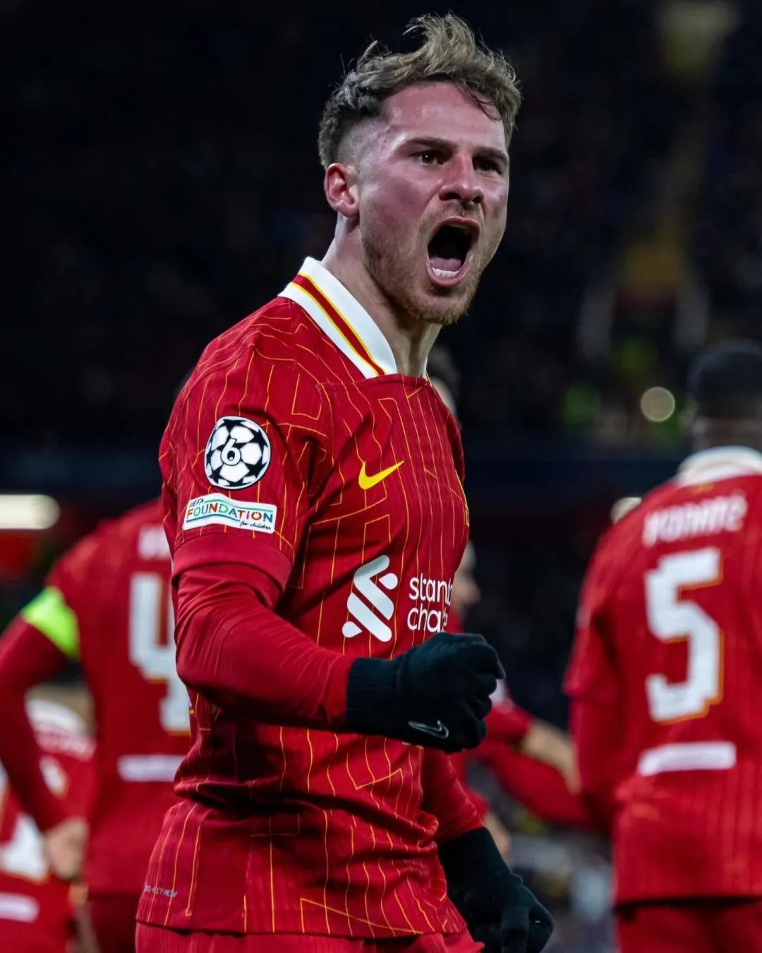 小组赛焦点：利物浦绝杀，表现神勇