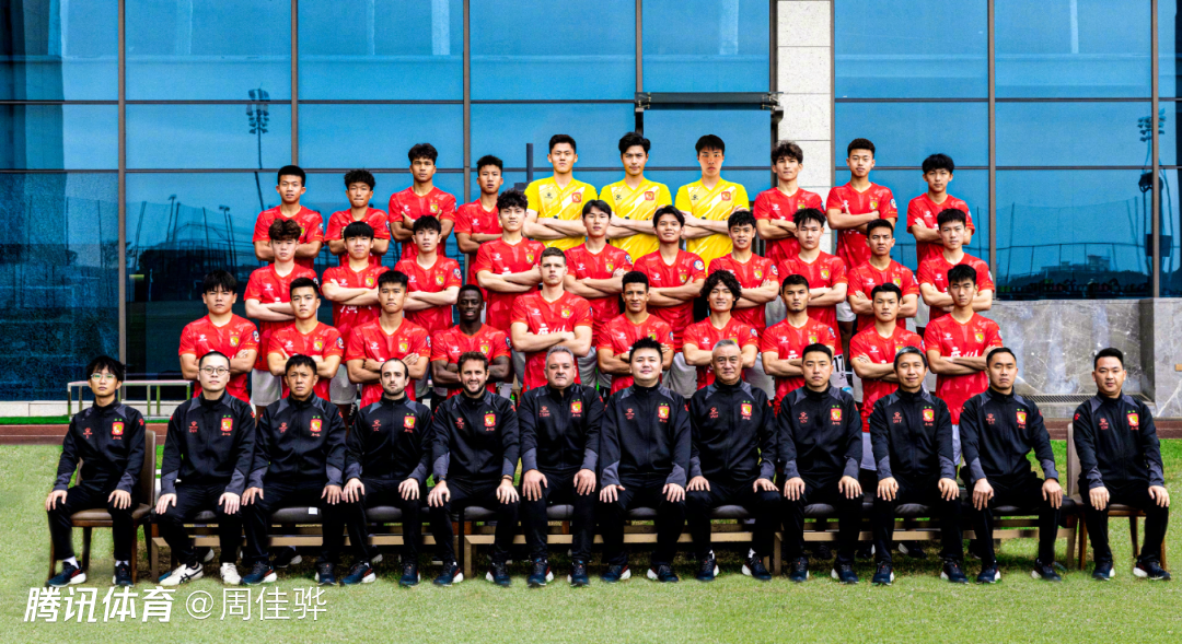 体育盛宴！国际赛事中球队实力对比引人瞩目的简单介绍