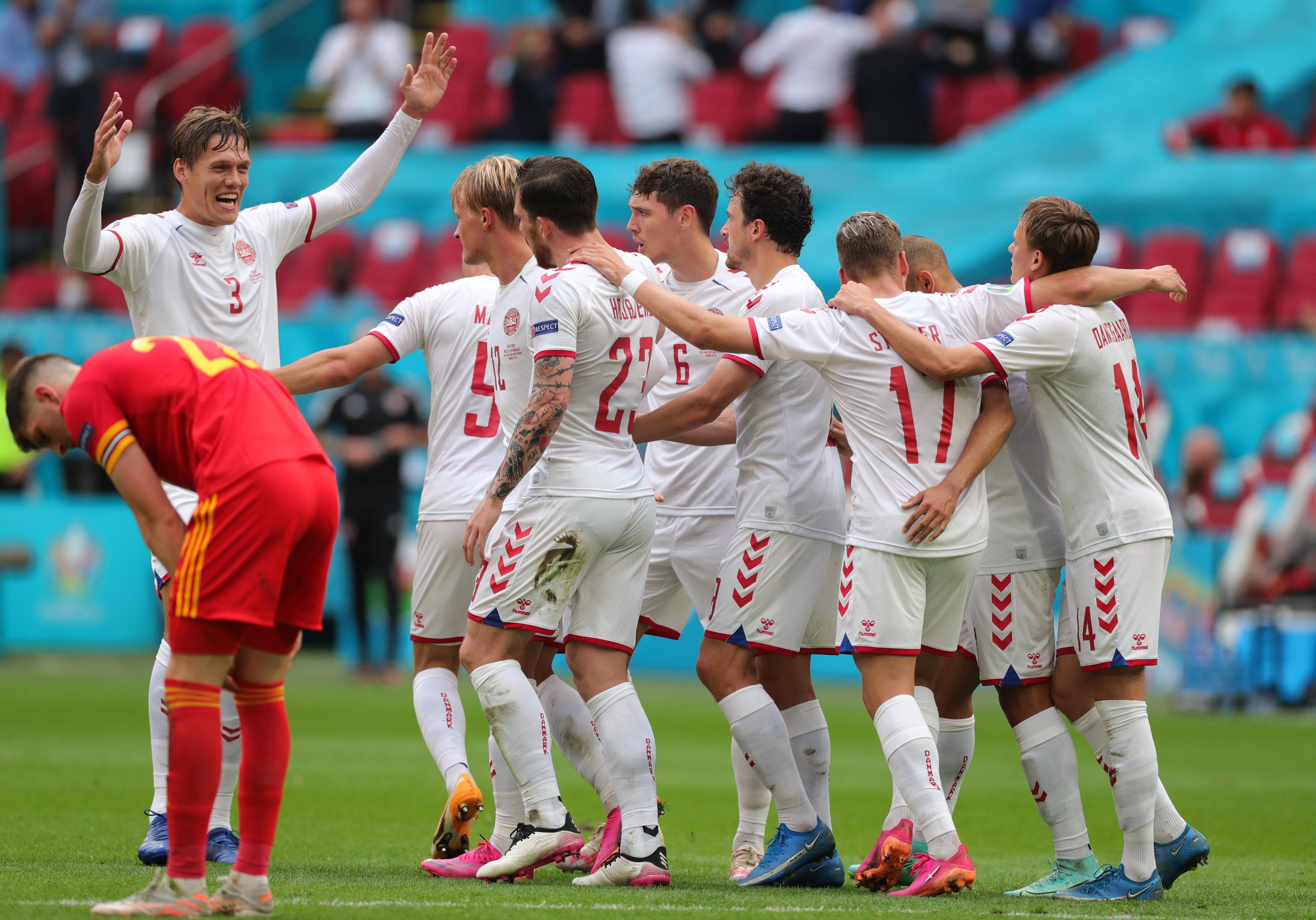 关于瑞典大胜俄罗斯，欧预赛精彩赛事的信息