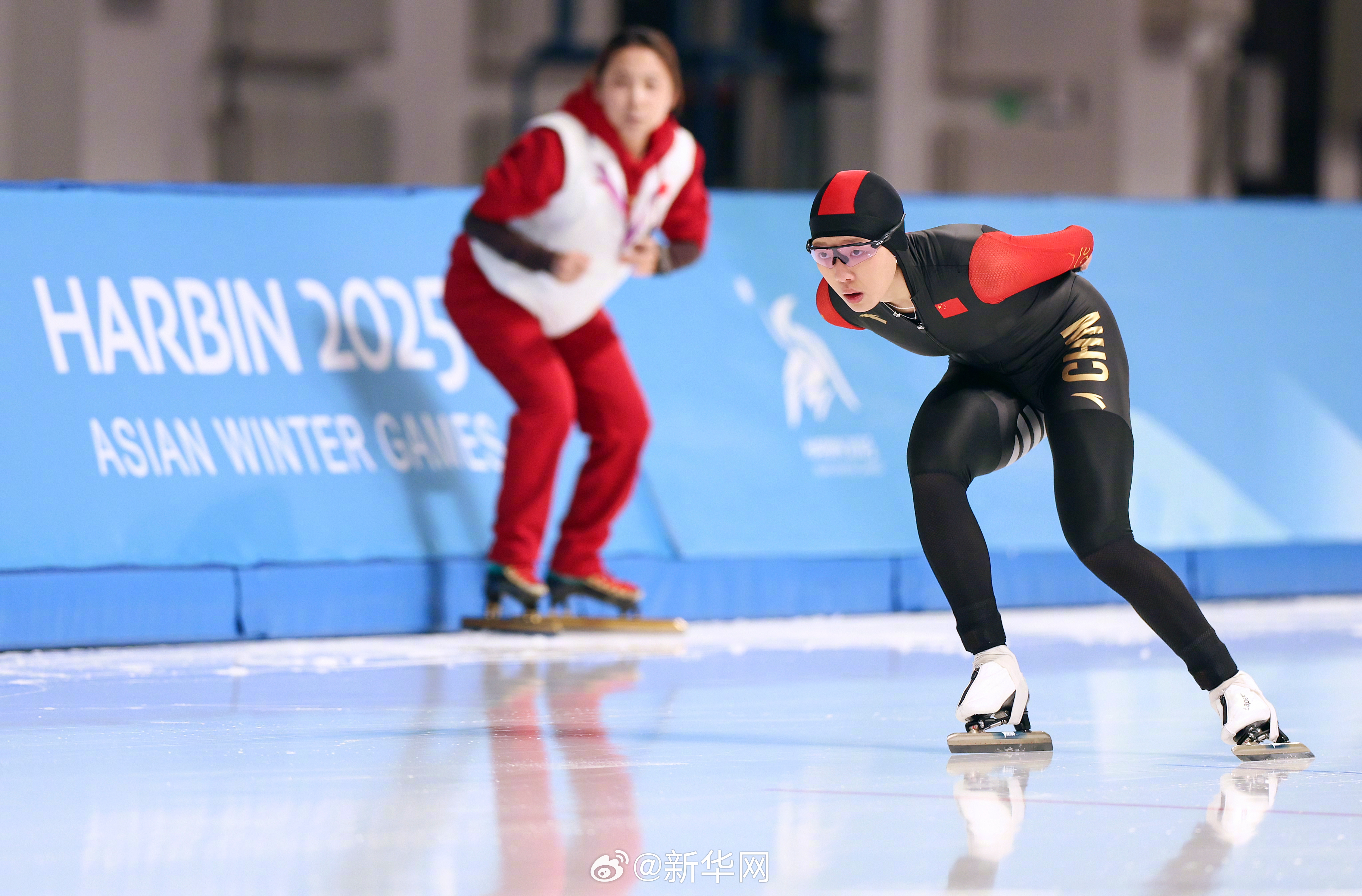 开云体育-排球比赛女子项目巴西队摘金