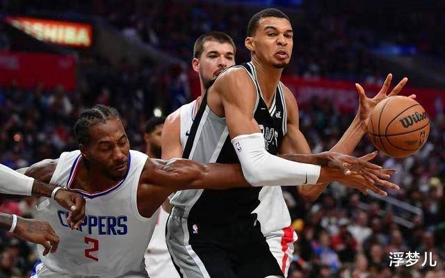 开云体育app-包含快船横扫黄蜂,马刺客场负火箭的词条