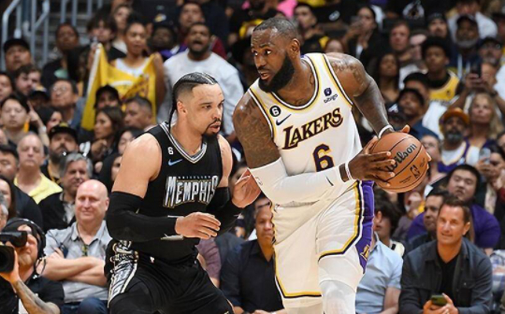 开云体育平台APP-湖人主场力克灰熊，豪取三连胜的简单介绍