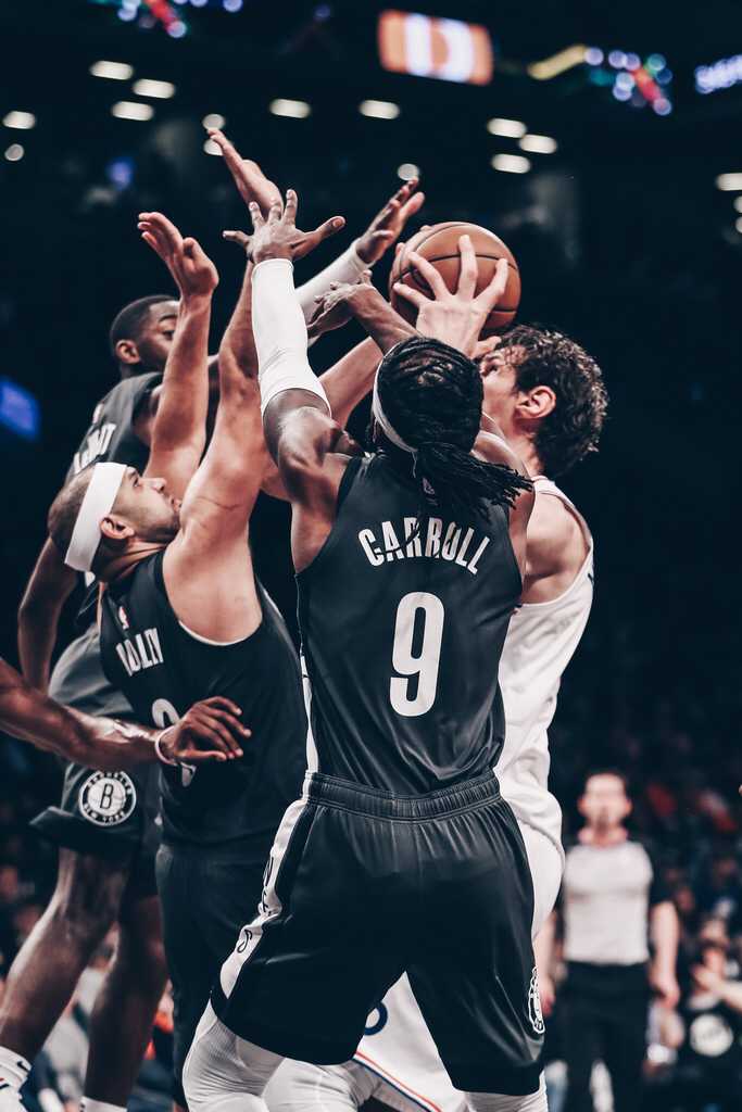 猛龙赢下激烈对决晋级季后赛