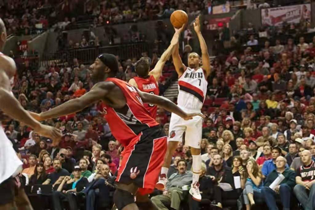 开云下载-包含罗斯献绝杀,尼克斯惜败开拓者的词条