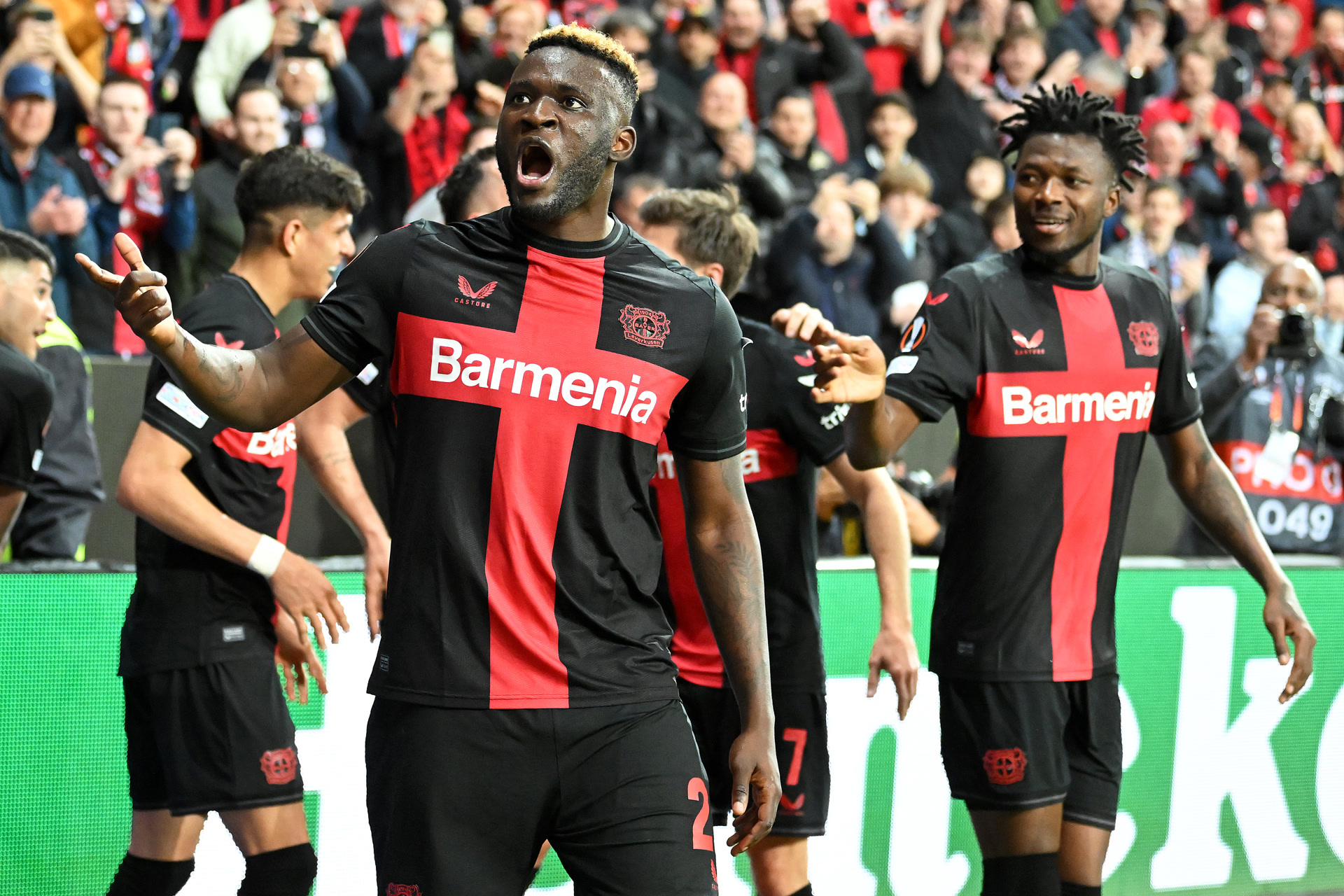 开云体育APP下载-红牛二队完胜雷诺车队,阿隆索统治全场