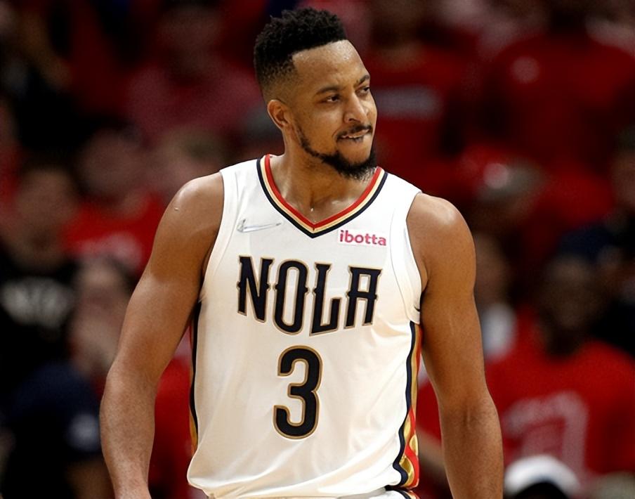 新疆队险胜勇士,麦科勒姆高光表现 新疆队险胜勇士,麦科勒姆高光表现