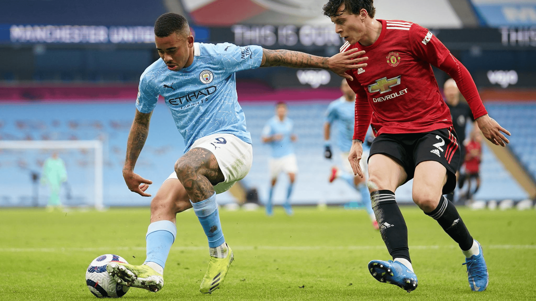 开云体育-曼联碾压马赛,德布劳内惊艳四座