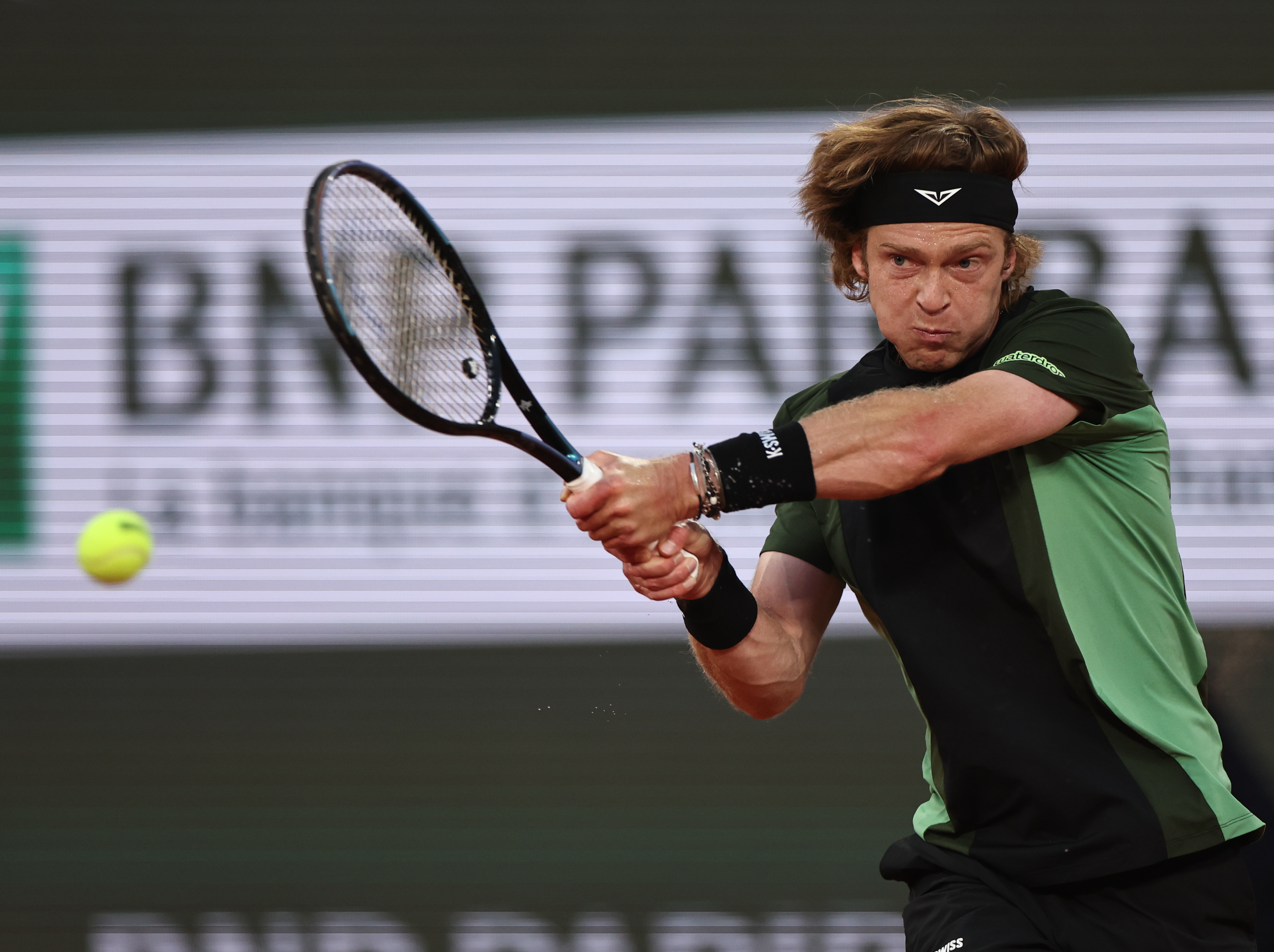 开云体育官方网站-法网翻盘ATP总决赛，辛纳惊艳四座