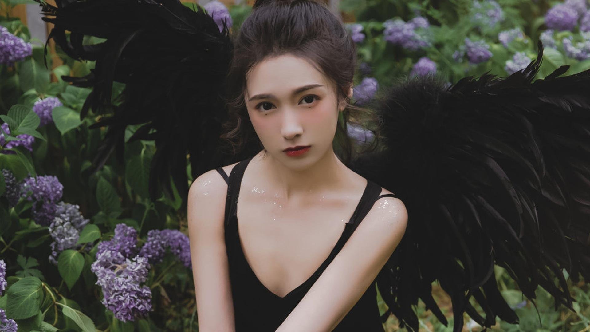 掘金横扫热火夺冠之路,戈贝尔化身关键先生主宰赛场