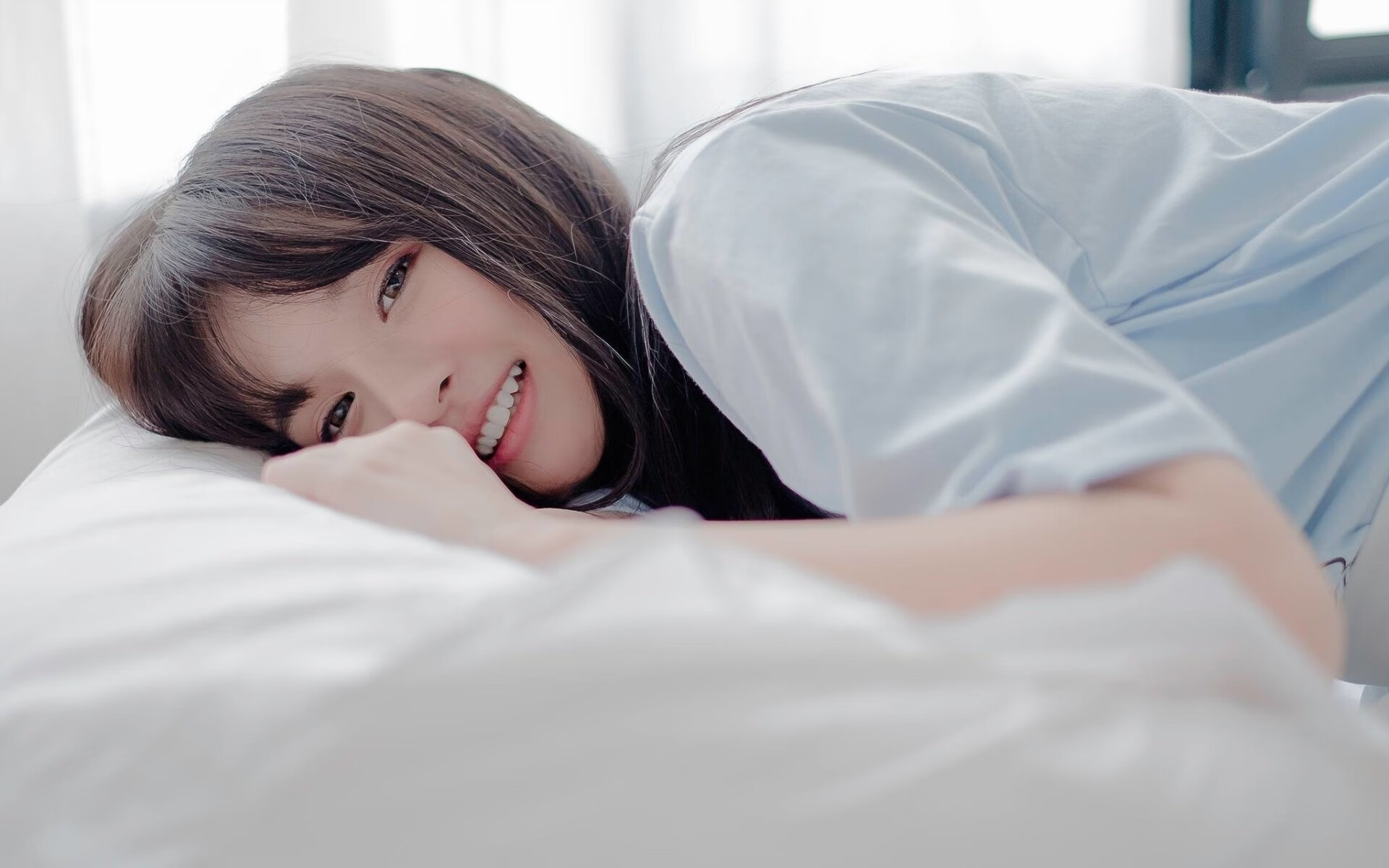 西决生死战,威尔士一波带走日本,足球场上演抢七风暴