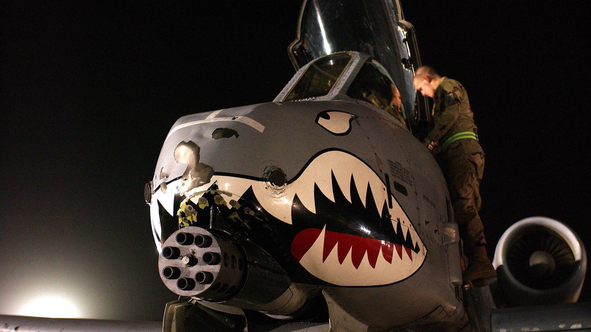 开云官网-星火燎原，铁血之夜—塔图姆在年度焦点之战的破茧时刻