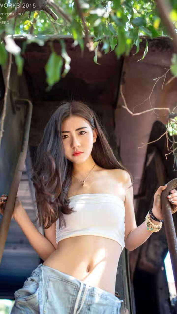 热浪下的冷雨,马丁内利的锋芒与日本足球冷静的终结艺术